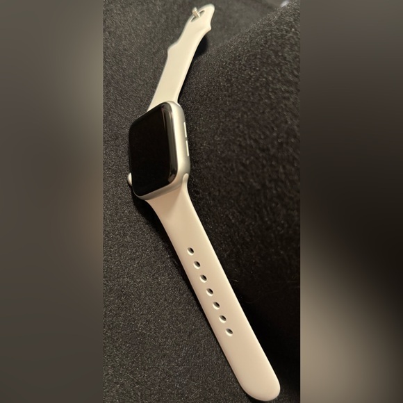 Apple Watch SE - Picture 5 of 5